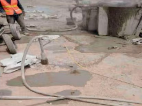 德化水泥混凝土路面板底注浆技术 路面脱空注浆整治方案