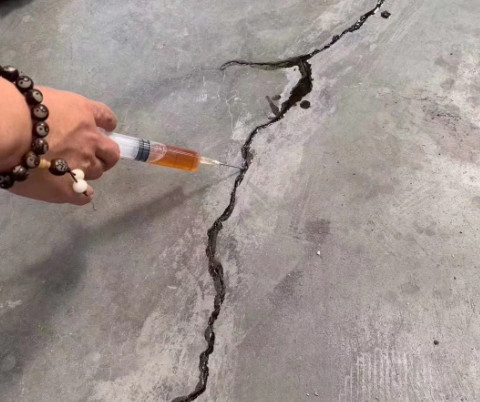 德化混凝土裂缝修补技术详解​